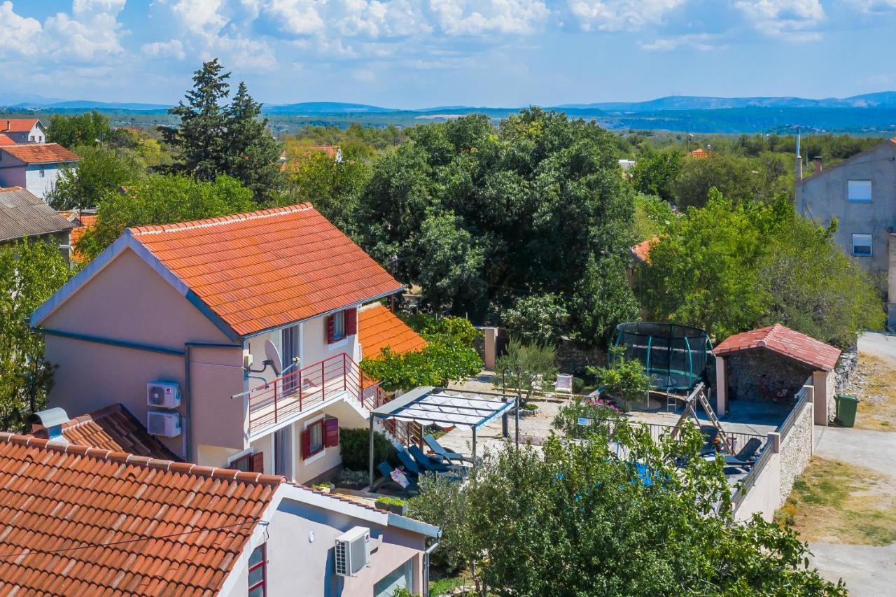 Holiday Home Rosko Skradin Kültér fotó
