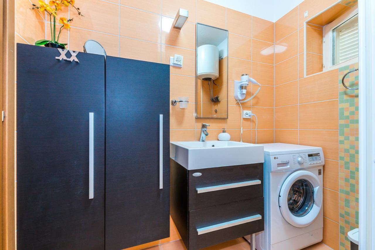 Holiday Home Rosko Skradin Kültér fotó